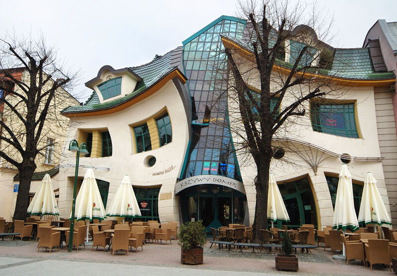 Кривой дом в Сопоте. Польша
